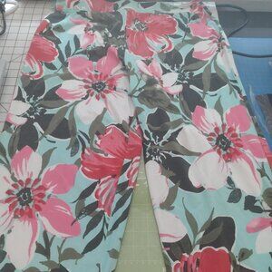 D& CO. Beach tropical, floral pants NWOT